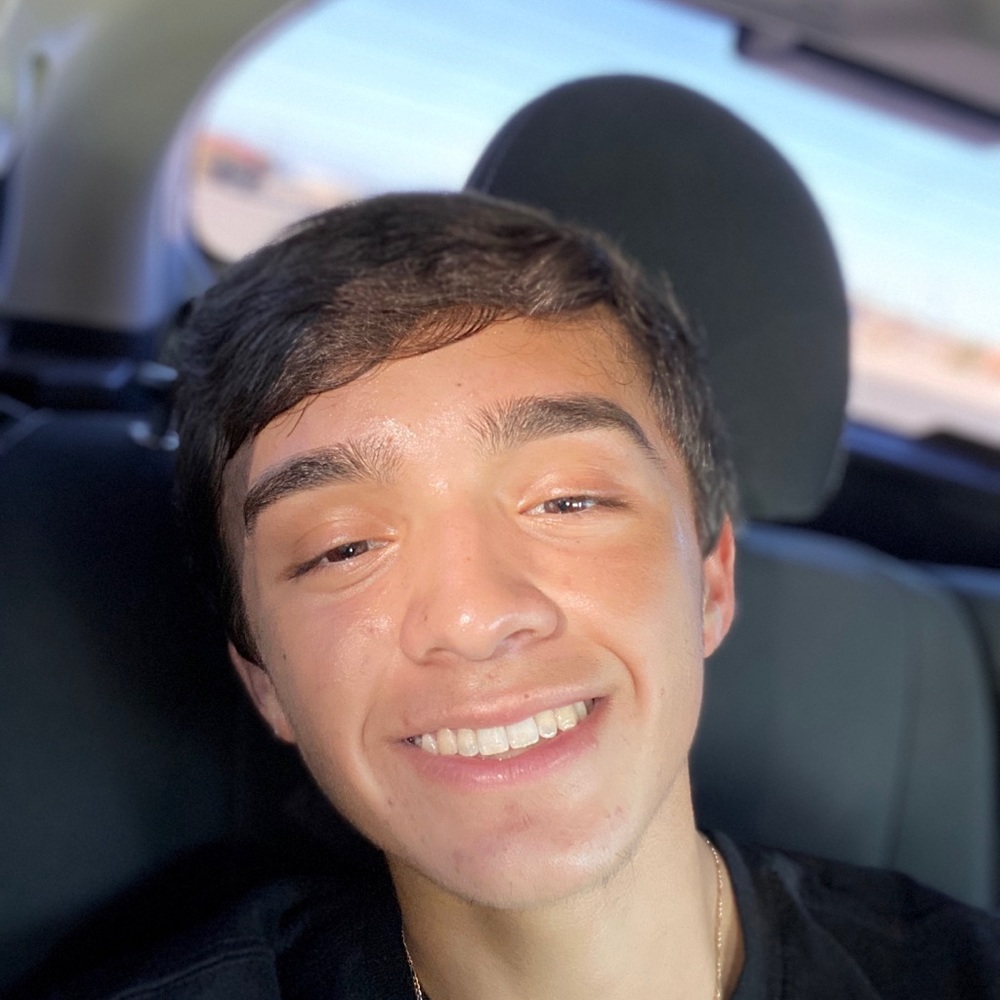 Meet your Posher, Cristopher